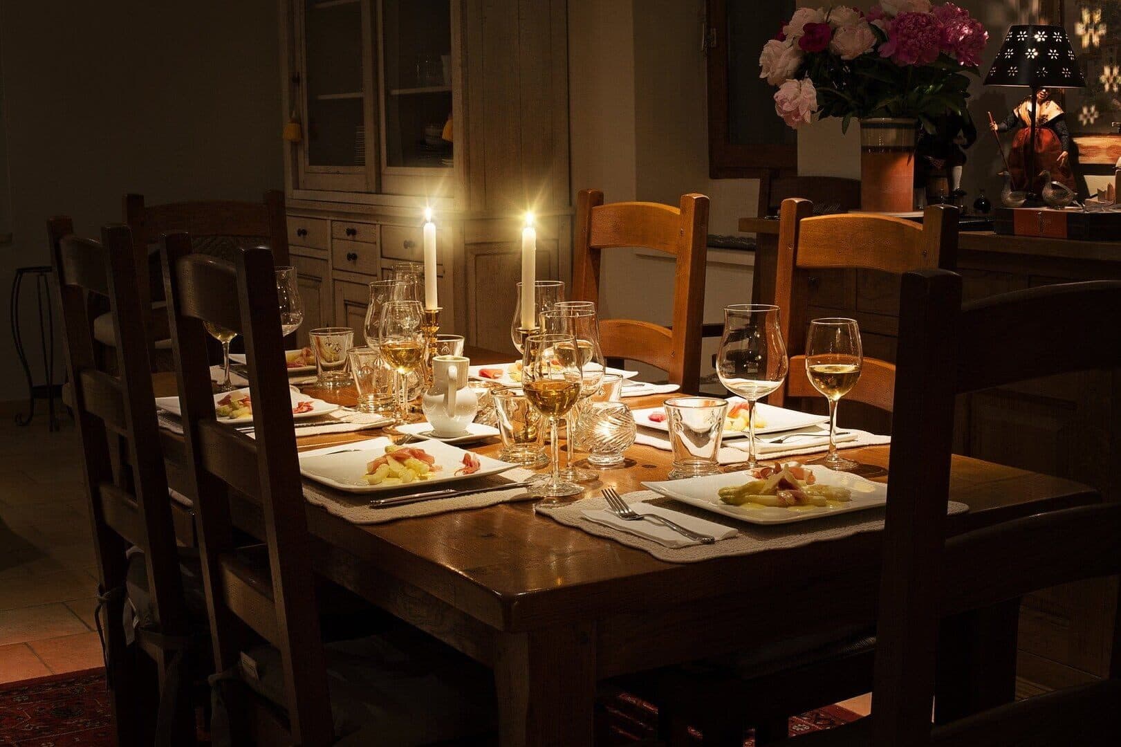 Dinner at Suzanna's cover art
